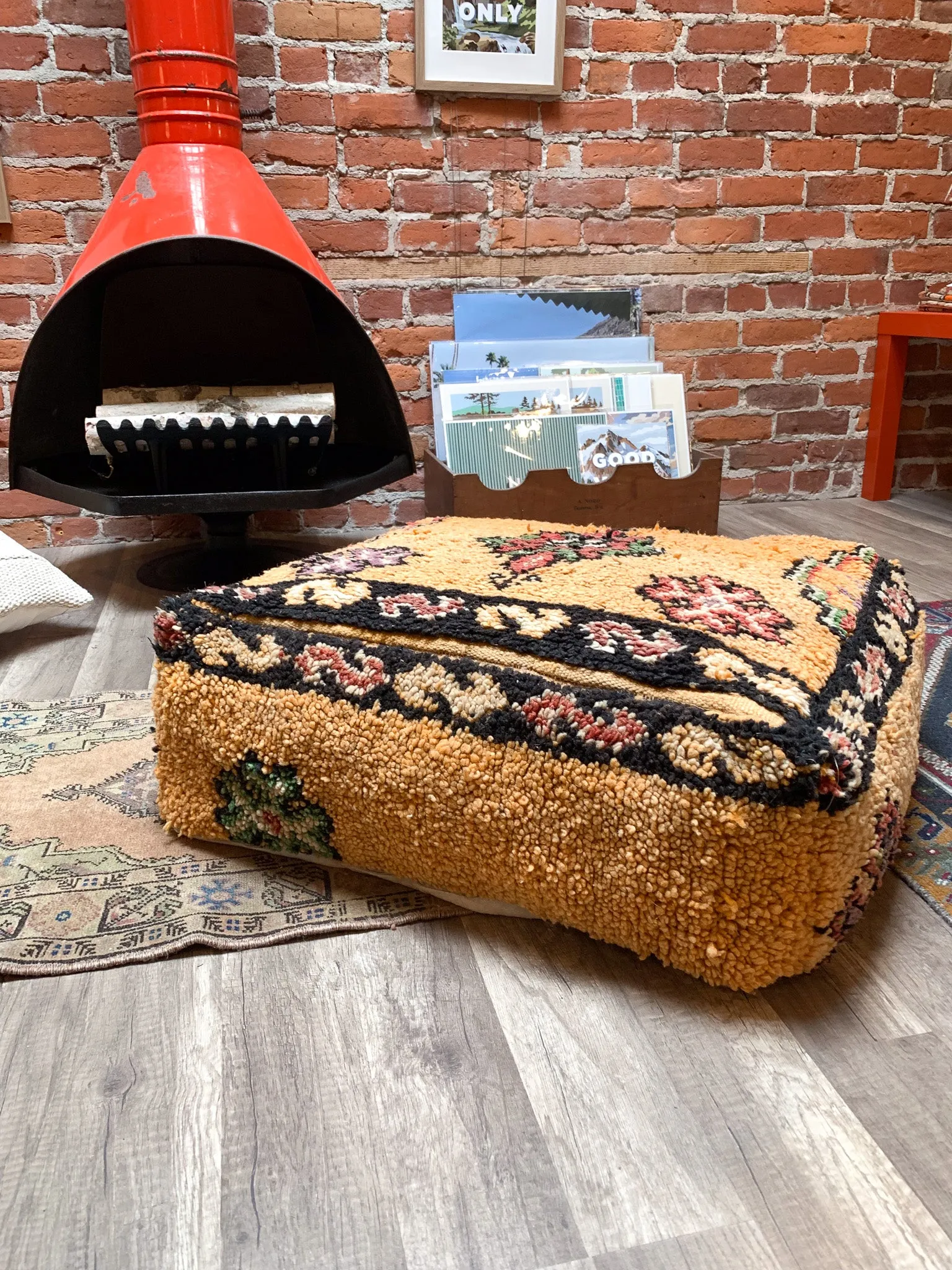 Moroccan Rug Floor Pouf / Pet Bed #362