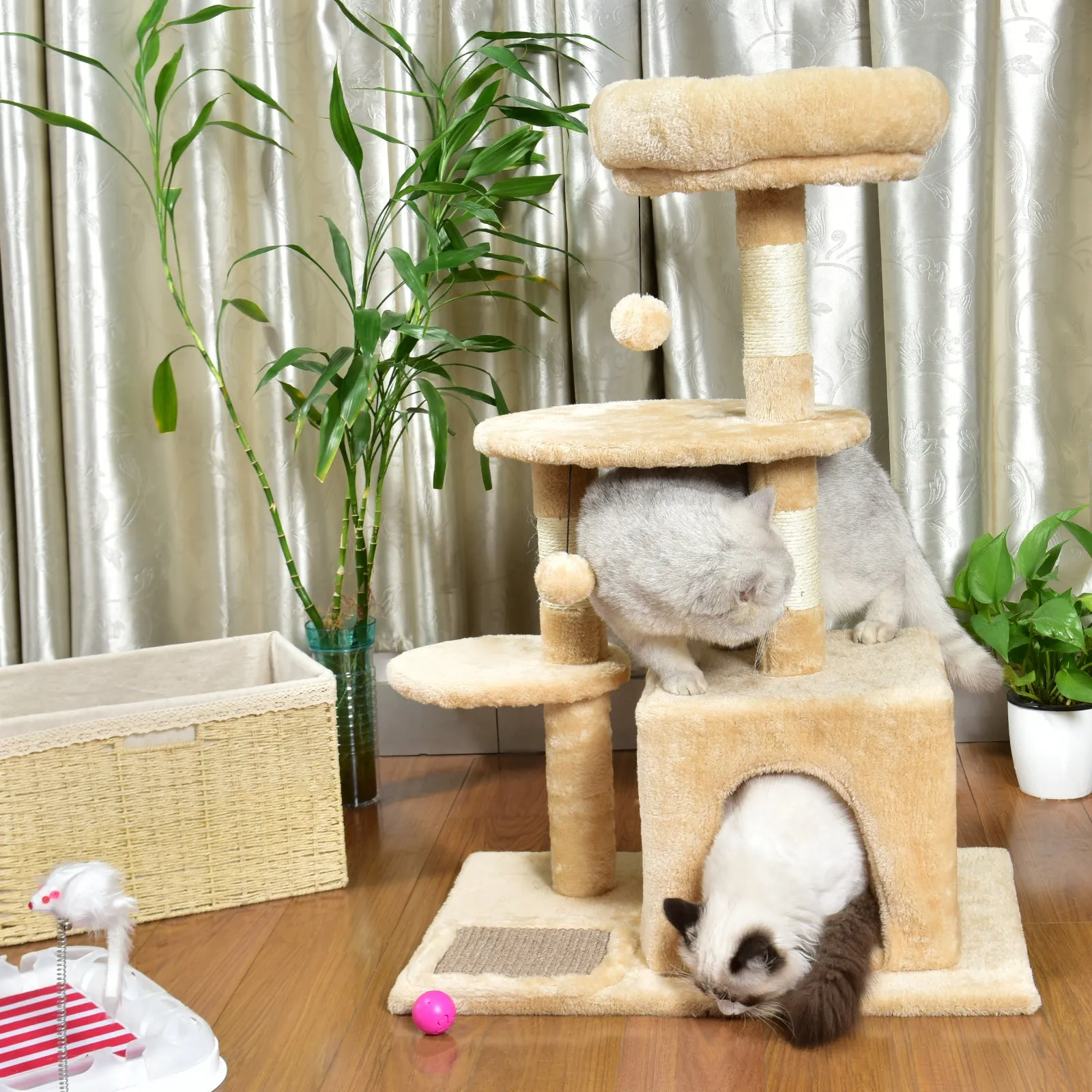 Multi-Level Kitten Cat Tree With Sisal Scratching Posts and Condo