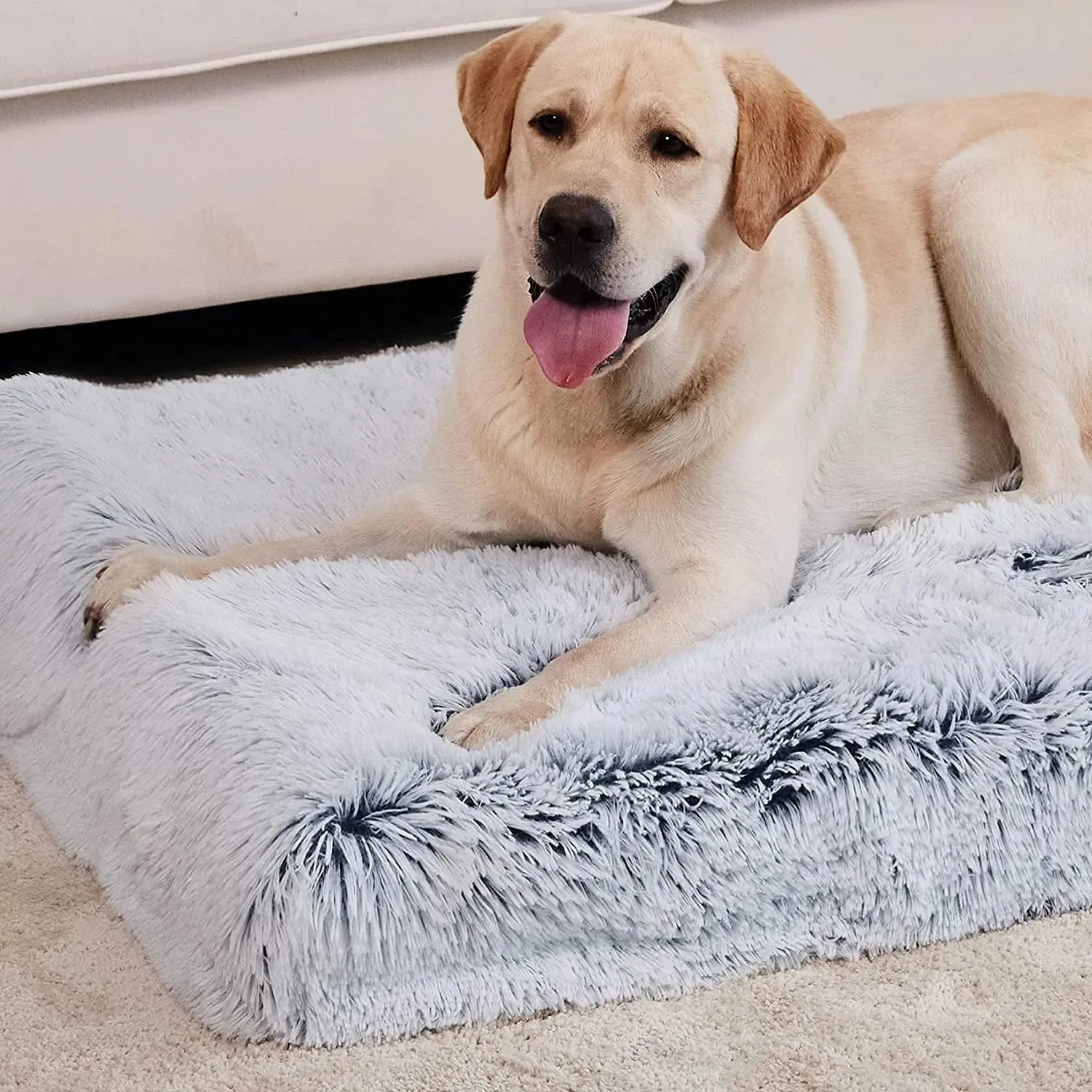 Warm Long Plush Blanket for Dogs and Cats - Perfect for Cozy Naps!