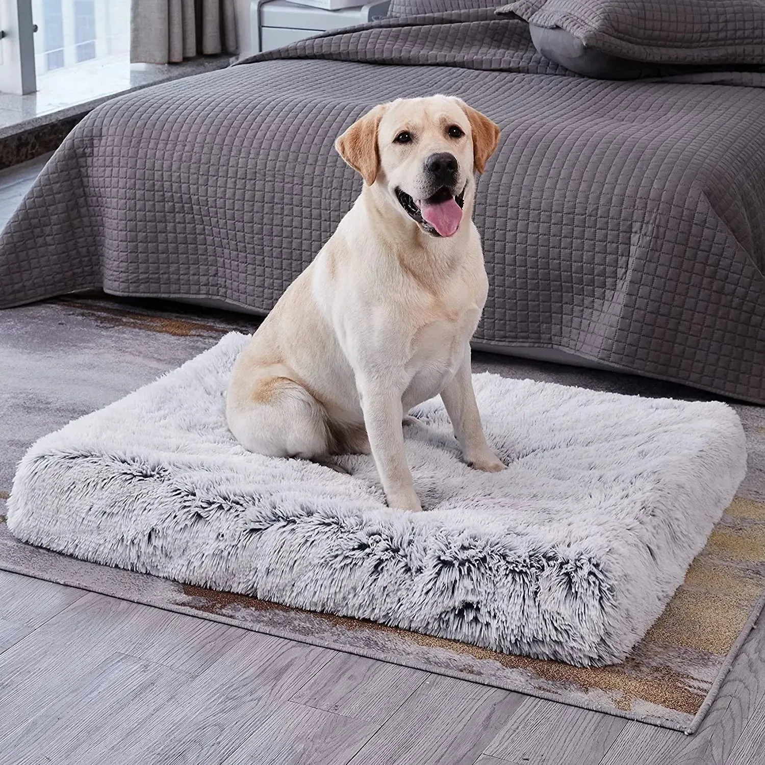 Warm Long Plush Blanket for Dogs and Cats - Perfect for Cozy Naps!